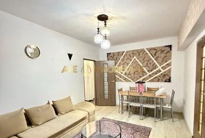 Apartament cu 3 camere decomandat, mobilat în P-ța Romană