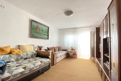 Apartament Zona Zorilor Decomandat - etaj 3/4 - 1