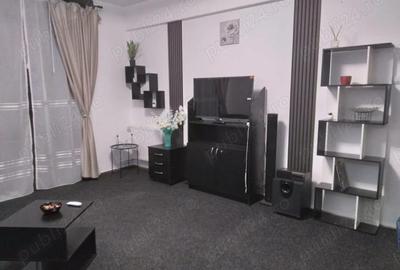 Apartament cu 2 camere decomandat, mobilat în Romană