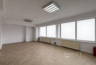 Spațiu comercial, de 72 mp, în Mărăști