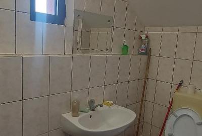 Zona Milcov (Kaufland) - Birouri 15 mp - loc parcare - 7