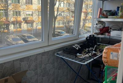 Titan - Apartament 3 camere - renovat - decomandat - mobilat utilat - metrou - 12