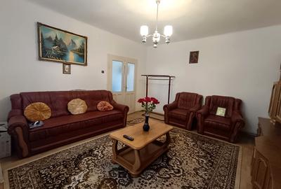 Casă cu 2 corpuri, grădină și anexe | Zonă liniștită Micești, Alba Iulia - 1