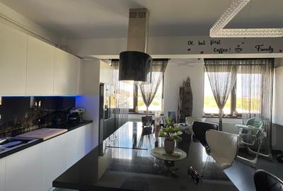 Apartament cu 3 camere decomandat, mobilat în Cug