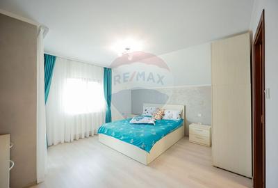 Casă / Vilă de vânzare cu 7 camere, în Haieu - 34