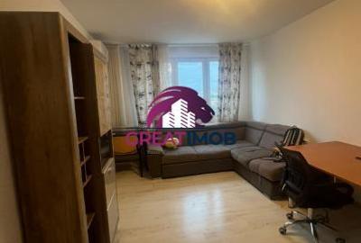 Apartament cu 3 camere decomandat, mobilat în Iancului