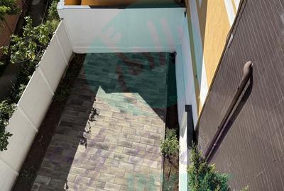 Apartament cu o curte generoasa de 60 mp - 7