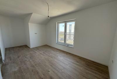 Duplex P+M Toate Utilitatile - La astfalt - Mosnita Noua - 9
