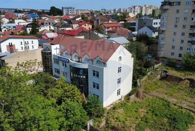 Cladire Birouri Stefan Cel Mare zona Ramada - 2
