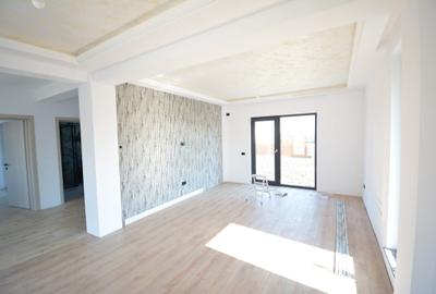 Casă individuală cu 5 camere în Valea Lupului