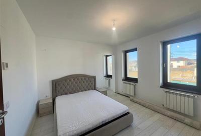 Vilă elegantă individuală în Valea Lupului  5 camere - 15