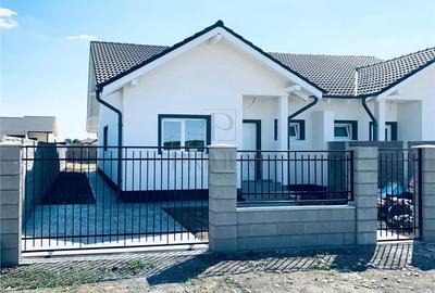 Duplex cu 3 camere în Moșnița Nouă