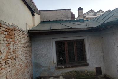 Piata Victoriei  teren cu casa demolabila - 7