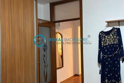 Royal Imobiliare - Vanzare apartament 3 camere zona Democratiei - 4