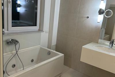 Apartament de inchiriat 5 camere - zona BANEASA. - 14