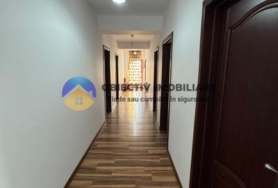 Pensiune de vanzare impreuna cu 11.500 mp teren - 19