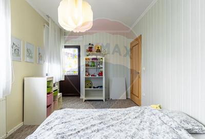 Casă spațioasă 350 mp utili, Teren 650 mp, Garaj subteran, Tractorul - 26