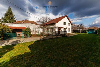Casă individuală cu 3 camere în Lipovei