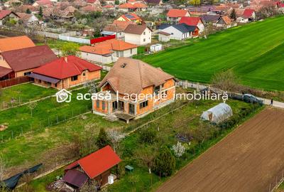 Casă 6 camere - la roșu - Zimandcuz, Arad – COMISION 0 - 2