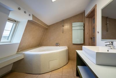 VANZARE VILA 12 CAMERE POPESTI LEORDENI – DRUMUL FERMEI – COMISION 0% - 47