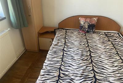 Apartament 2 camere, cartier Sud , et 3 4 , decomandat , centrala termica propri - 8