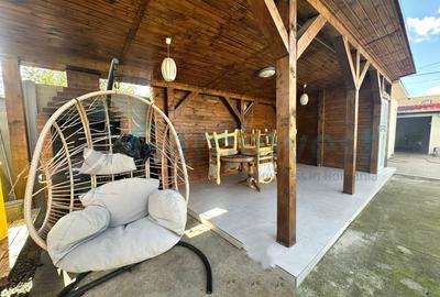Casa spatioasa cu garaj, terasa si curte de vanzare in Nojorid, Bihor - 3