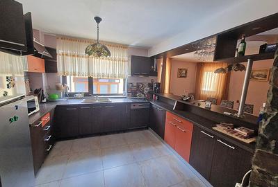 Vila / casa de vânzare / Casa in copac - 8