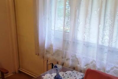 Apartament 2 camere, confort redus, parter, Micro 14, zonă curată și liniștită - 4