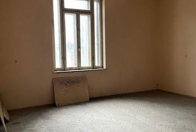 Piata Universitatii,et 1 si st 2ideal apart-hotel,sediu companie - 21