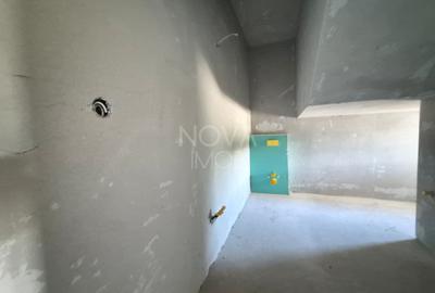 Casa generoasa cu 7 camere, 3 bai, dressing si parcare – Sura Mica - 10