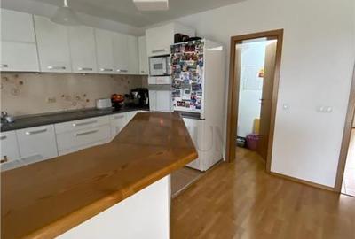 Duplex mobilat - zona excelenta in Ghiroda - toate utilitatile - 2 optiuni de va - 4