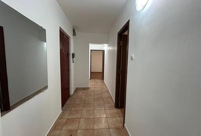 Apartament cu 3 camere de vanzare, zona Piata Moldovei - 10