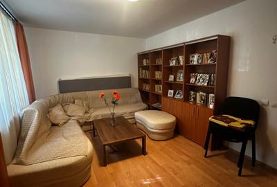 Apartament cu 2 camere decomandat, mobilat în Rahova