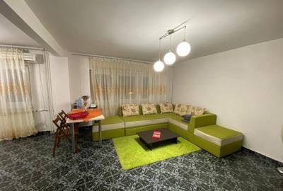 Apartament cu 2 camere semidecomandat, mobilat în Decebal