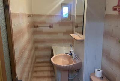 Apartament 2 camere - Zona Sud - etaj 1 -53mp - 51500 euro  negociabil - 6