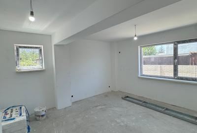 Apartament 3 camere decomandat nou/ metrou 1 Mai - 10