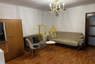 Casa de inchiriat, 70mp, curte 250mp, Aparatorii Patriei - 1