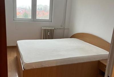 PARCUL CIRCULUI I Judetului inchiriere 3 camere - 6