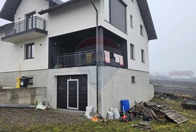 Casă / Vilă de lux, Moara Nica, Suceava - 5