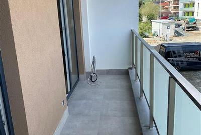 Apartament cu 3 camere si parcare inclusa - 1