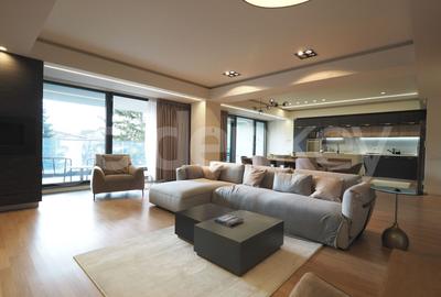 Apartament cu 4 camere decomandat, mobilat în Aviatorilor