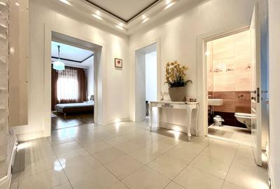 Apartament 3 camere, elegant si spațios, lângă parc, zona Centrala - 8