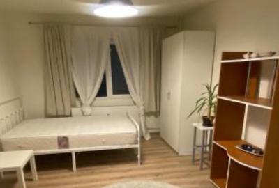 Garsonieră zona Poarta 6  mobilată utilată 22 mp - 1