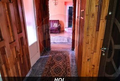 OPORTUNITATE DE INVESTITIE- CAVNIC - apartament cu 3 camere - 7