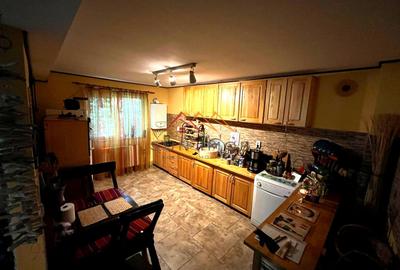 Casă rustică P+M duplex, teren 325 mp, foișor, Brebu PH 159000 Euro - 3