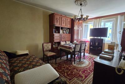 Apartament 3 camere parc Sebastian Petre Ispirescu  1984, 2 bai, centrala - 1
