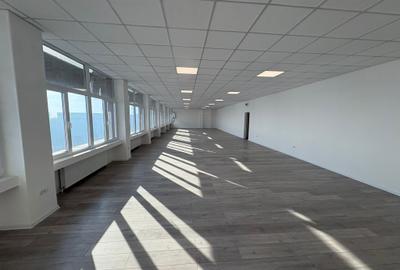 Spatiu de birou 200mp , et 9/10 dotat cu lift , langa metroul Dimitrie Leonida - 4