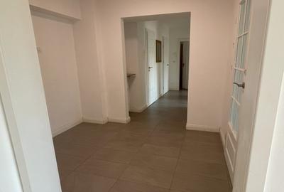 Unirii 3 camere spațioase etaj 4 Spaiul Unirii 12 renovat intregral - 5