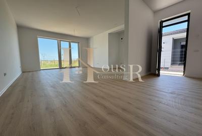 Apartament cu 3 camere decomandat în Giroc