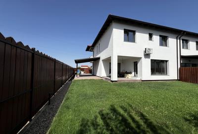 Duplex cu 6 camere în Dumbrăvița